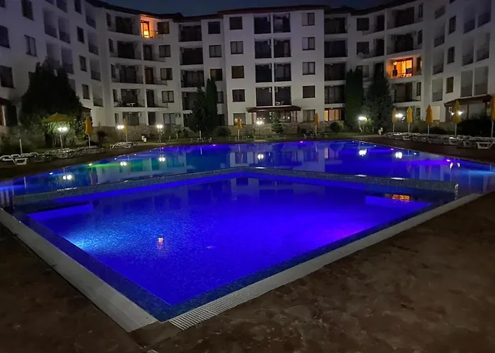 3 Family With Pool View * Nesebar
