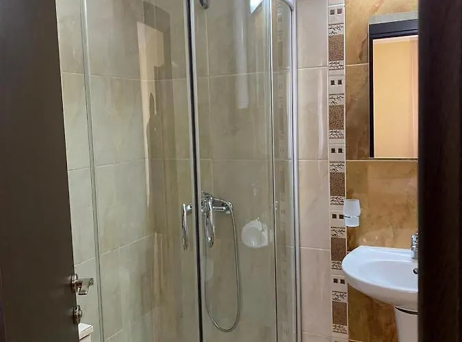 3 Family With Pool View Nesebar